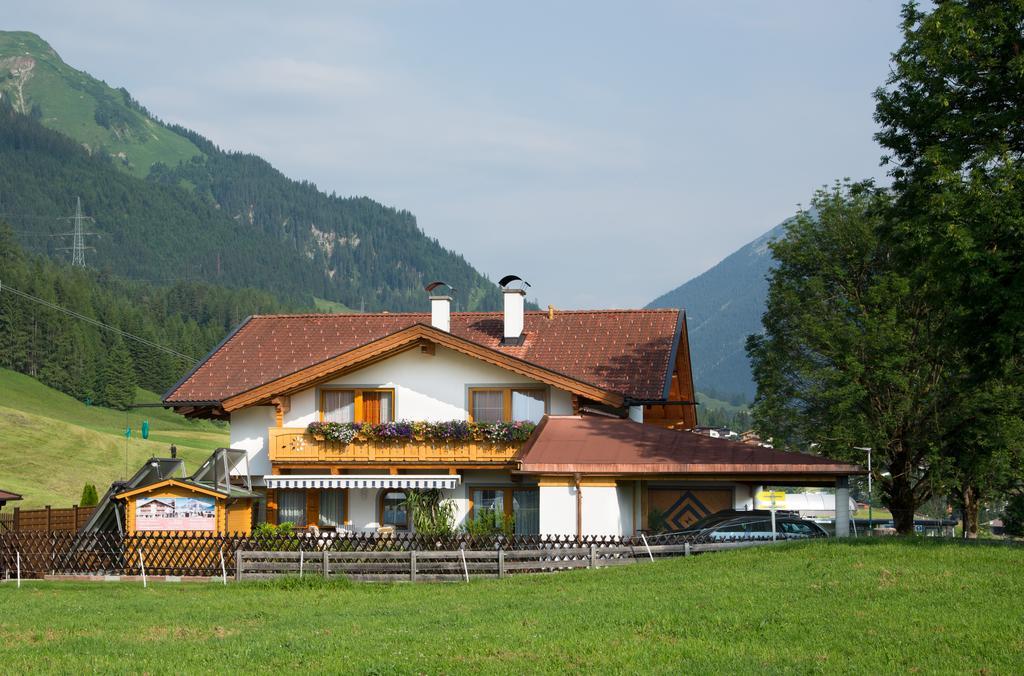 Appartements Schneezauber Lermoos Exterior foto